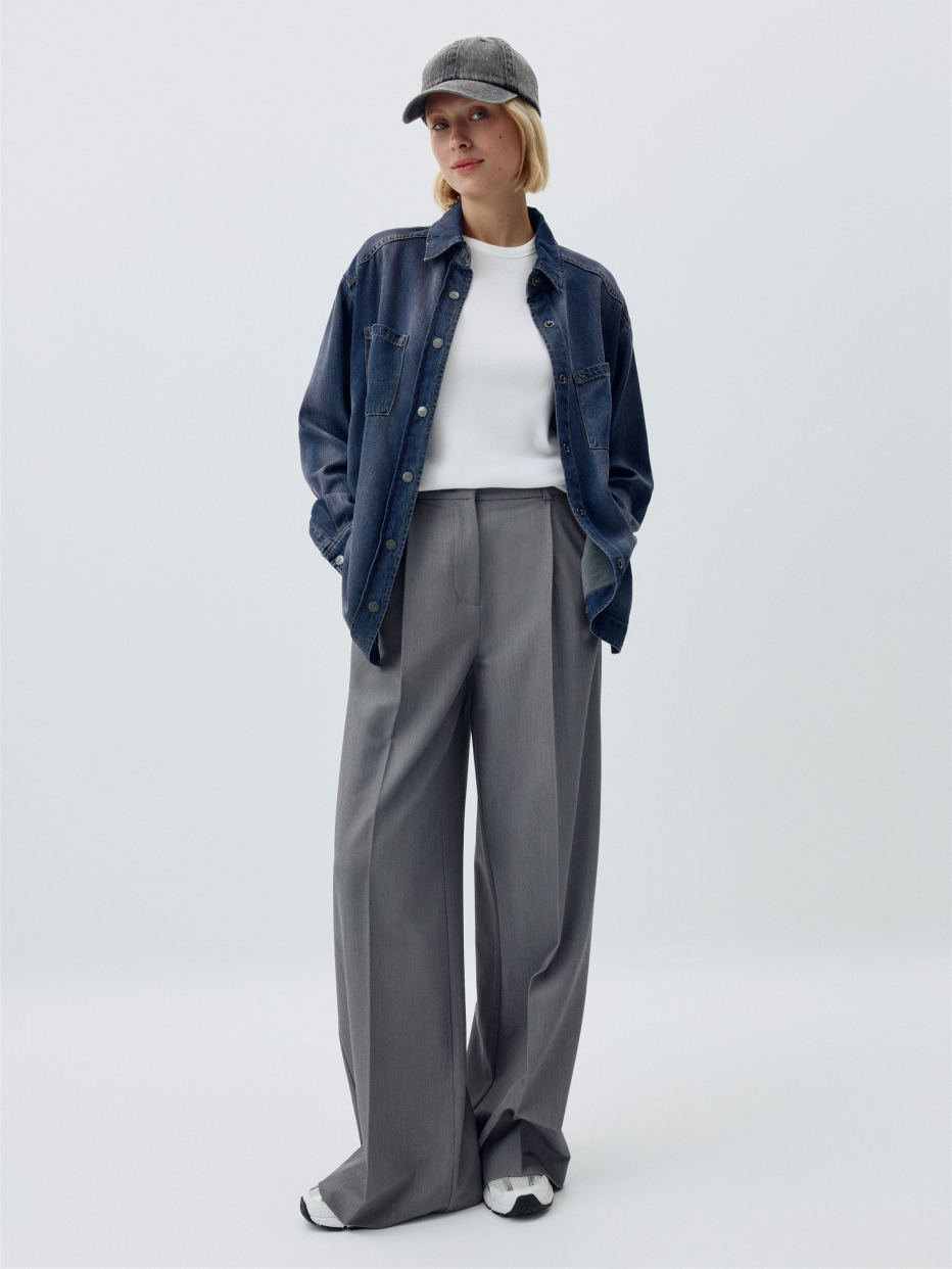 jeans shirt cap