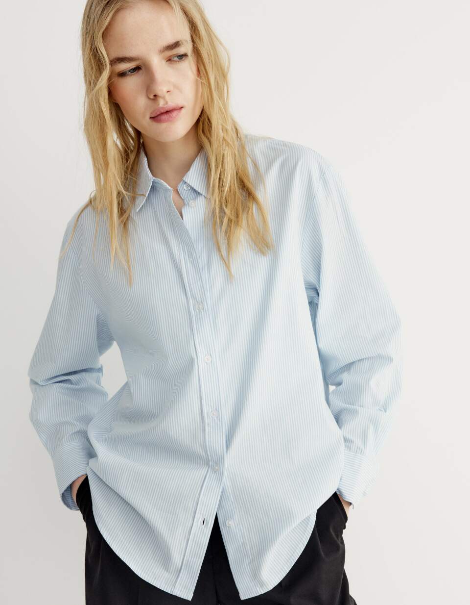 Рубашка в полоску прямого кроя