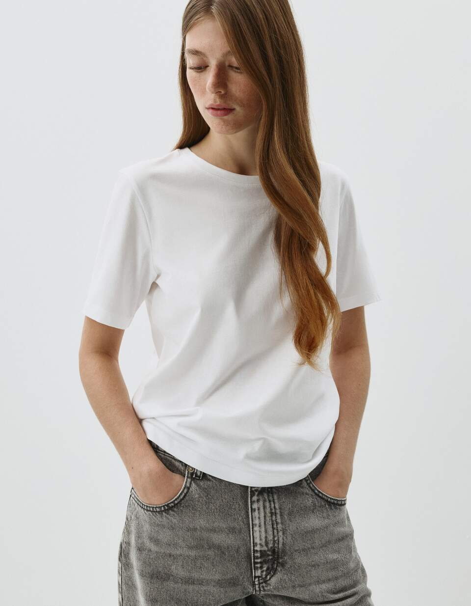 Футболка MARY REGULAR FIT